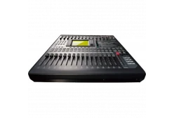 Цифровой микшер Yamaha 01V96i